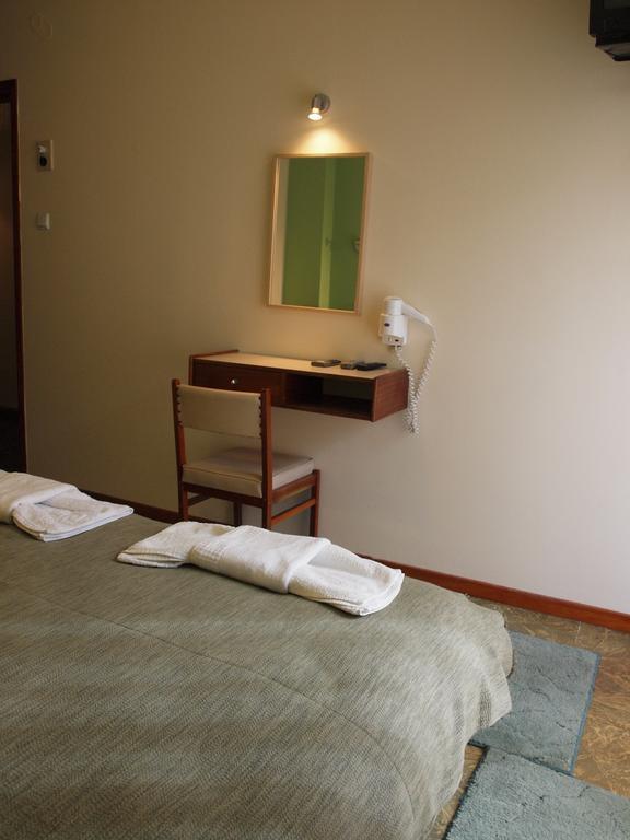 Noufara Hotel Kamena Vourla Dış mekan fotoğraf
