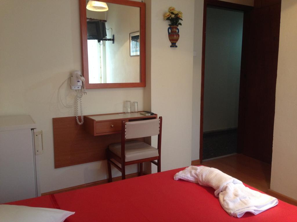 Noufara Hotel Kamena Vourla Dış mekan fotoğraf