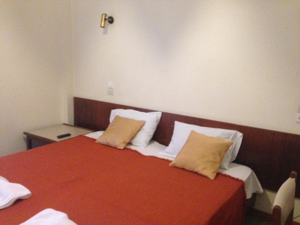 Noufara Hotel Kamena Vourla Oda fotoğraf