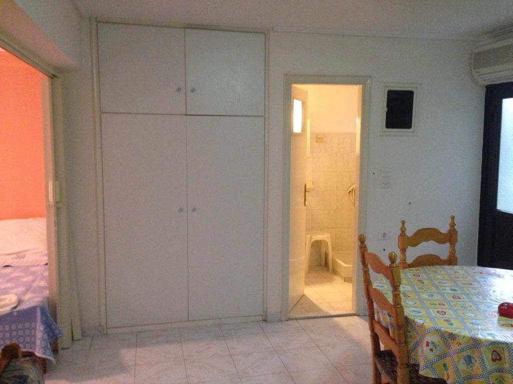 Noufara Hotel Kamena Vourla Oda fotoğraf